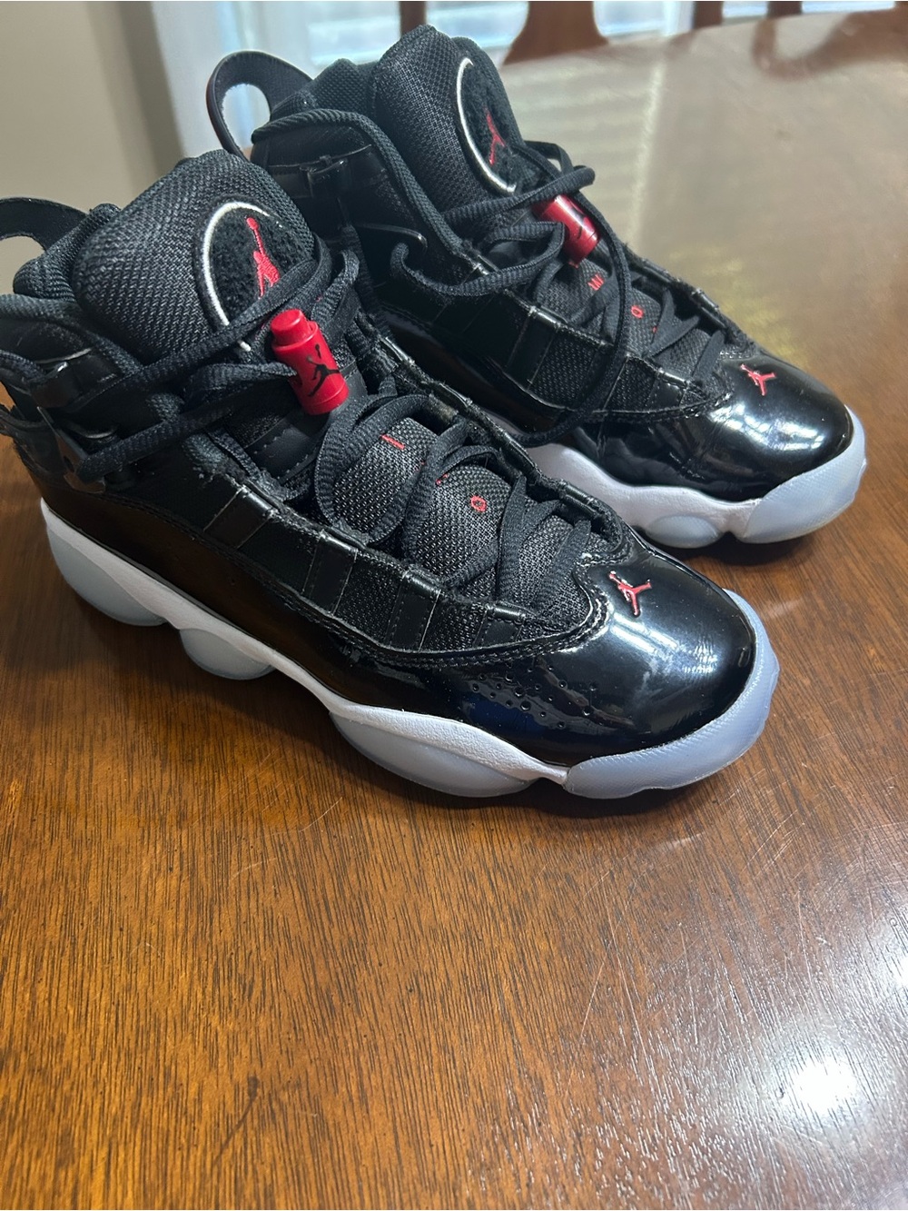 Air Jordan 6 rings Black and Red Patent Low-Top Sneakers